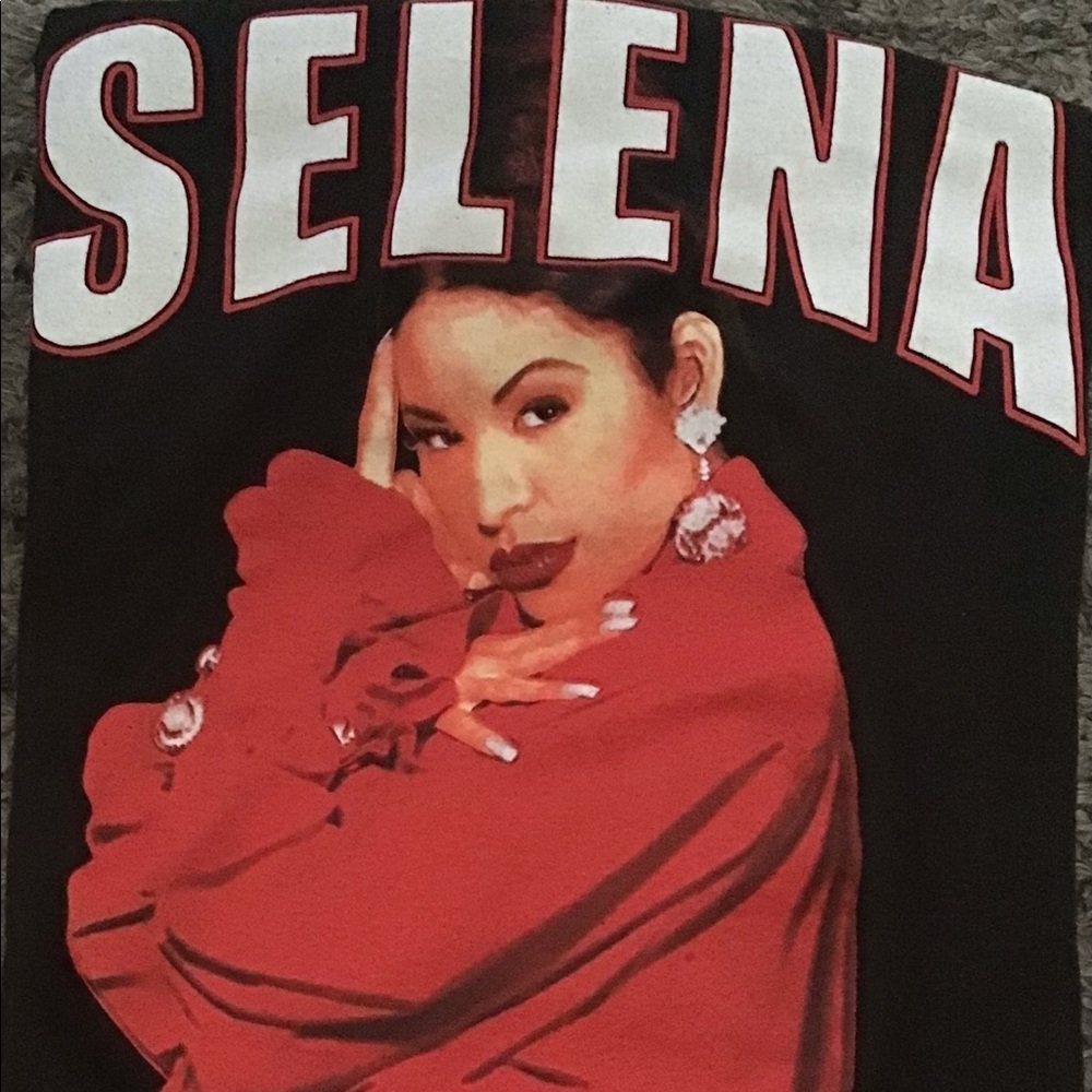 Selena Black T-shirt 2xL